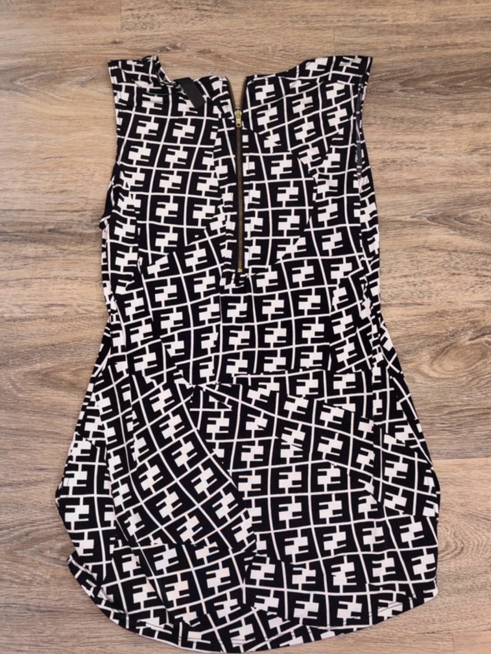 Monochrome Logo-Print Top and Pants Set - Black & White - Picture 3 of 6
